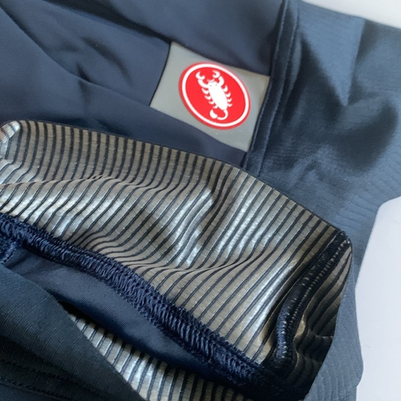 NWT Castelli Men's Entrata Bibshort for Road and Gravel Biking l Cycling - Picture 4 of 6